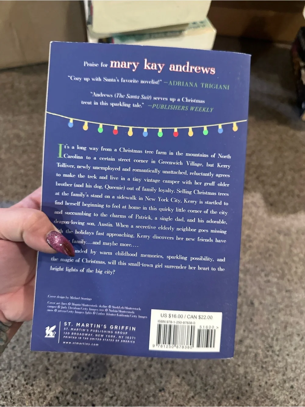 Mary Kay Andrews Bright Lights, Big Christmas - Blue Paperback Novel